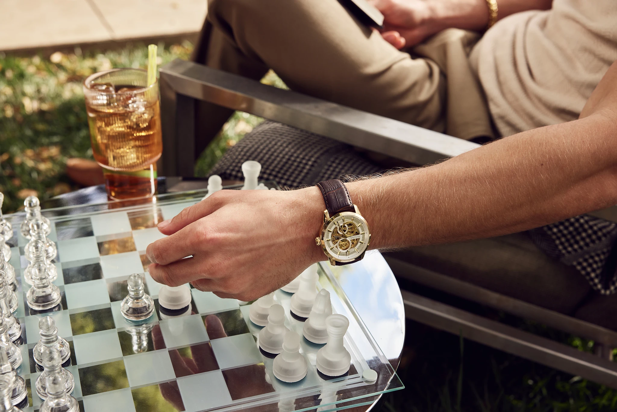 Sutton image number 5