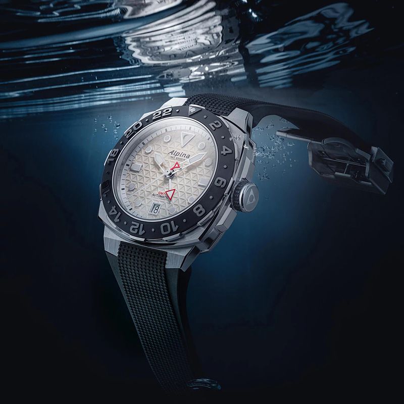 Diver Extreme Automatic GMT Diver Extreme Automatic GMT