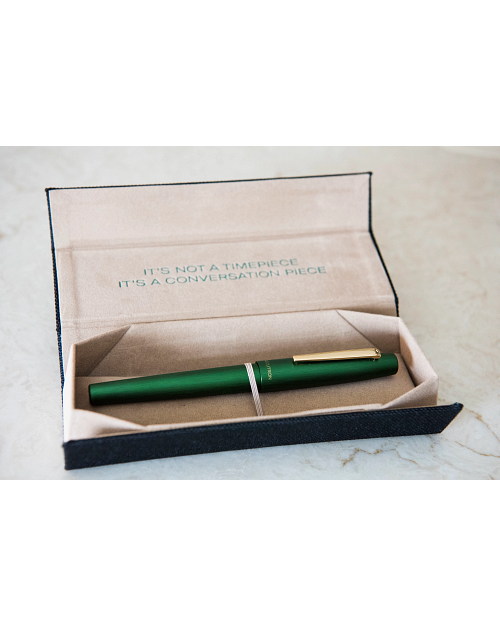 Green Fountain Pen image number 0