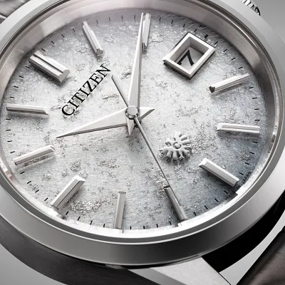 The CITIZEN The CITIZEN
