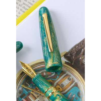 Accutron Regular Fountain Pen With Gold Plated Steel Nib