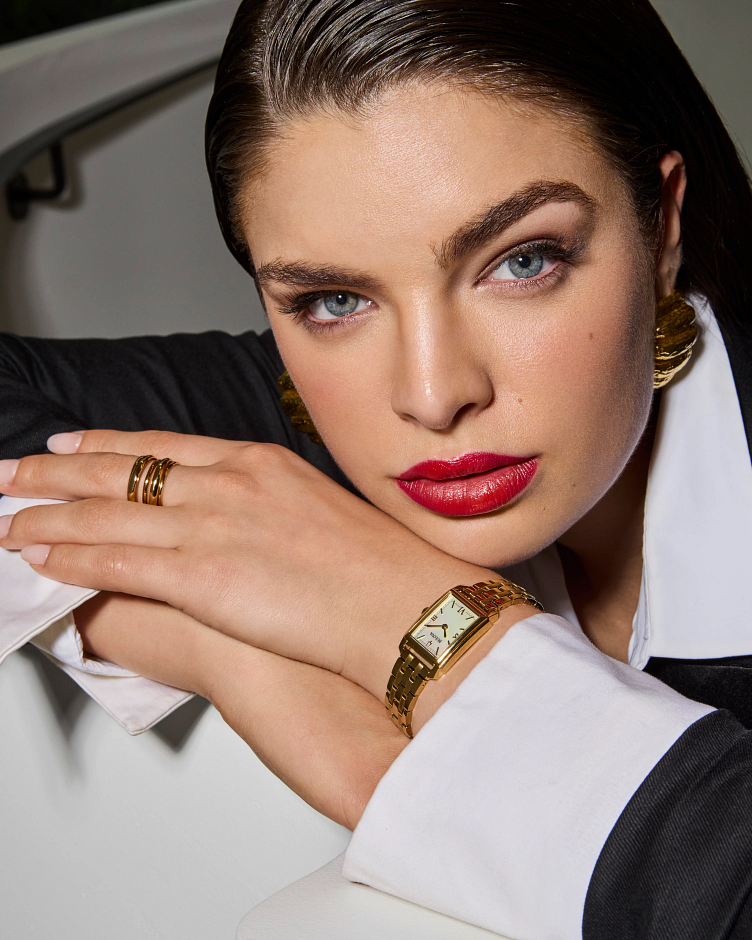 Sutton image number 3