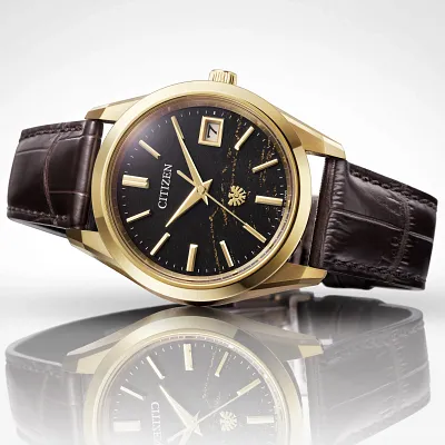 The CITIZEN The CITIZEN