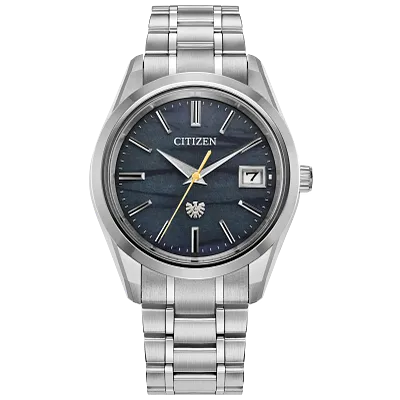 The CITIZEN The CITIZEN