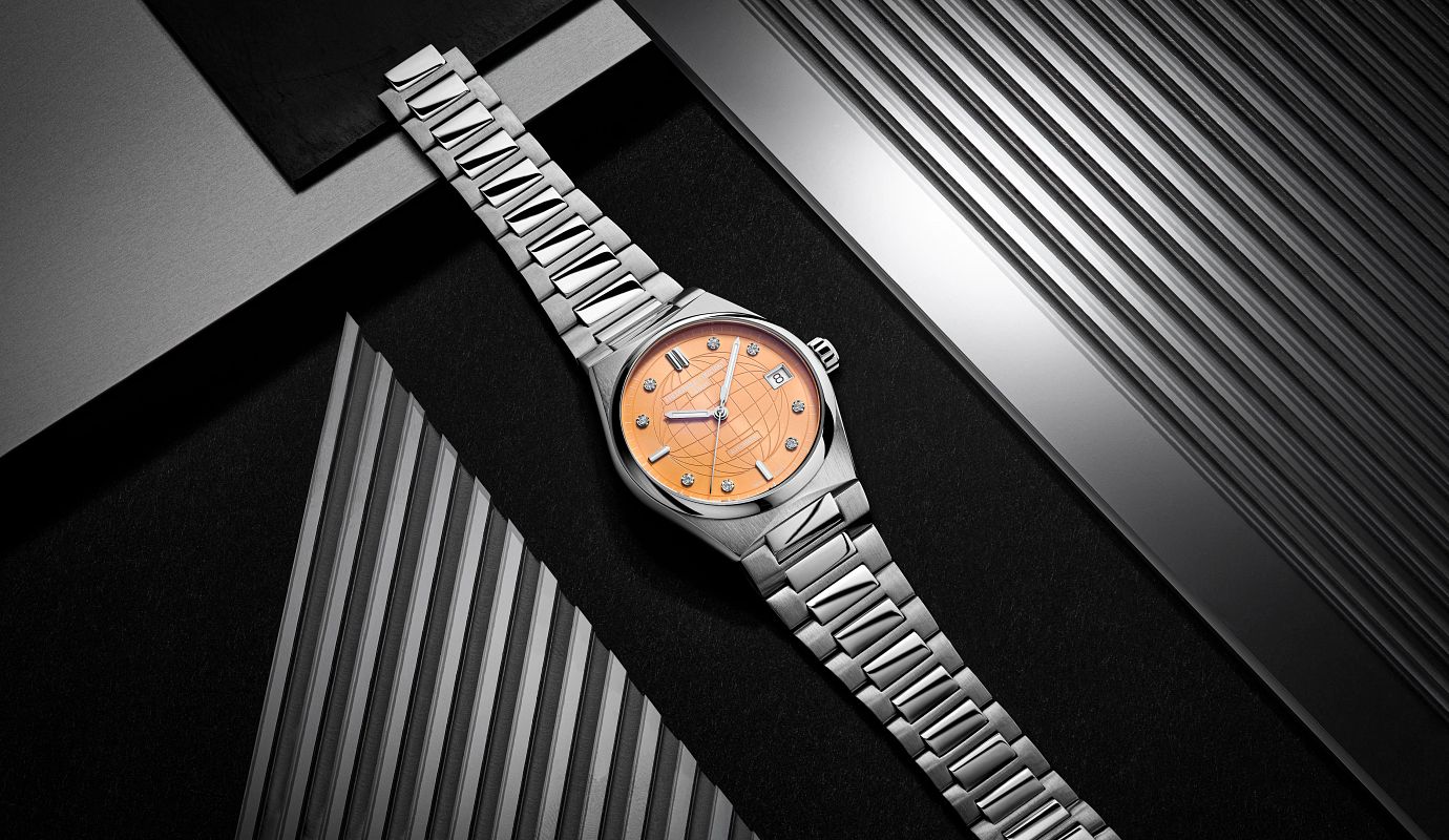 LADIES' AUTOMATIC LADIES' AUTOMATIC