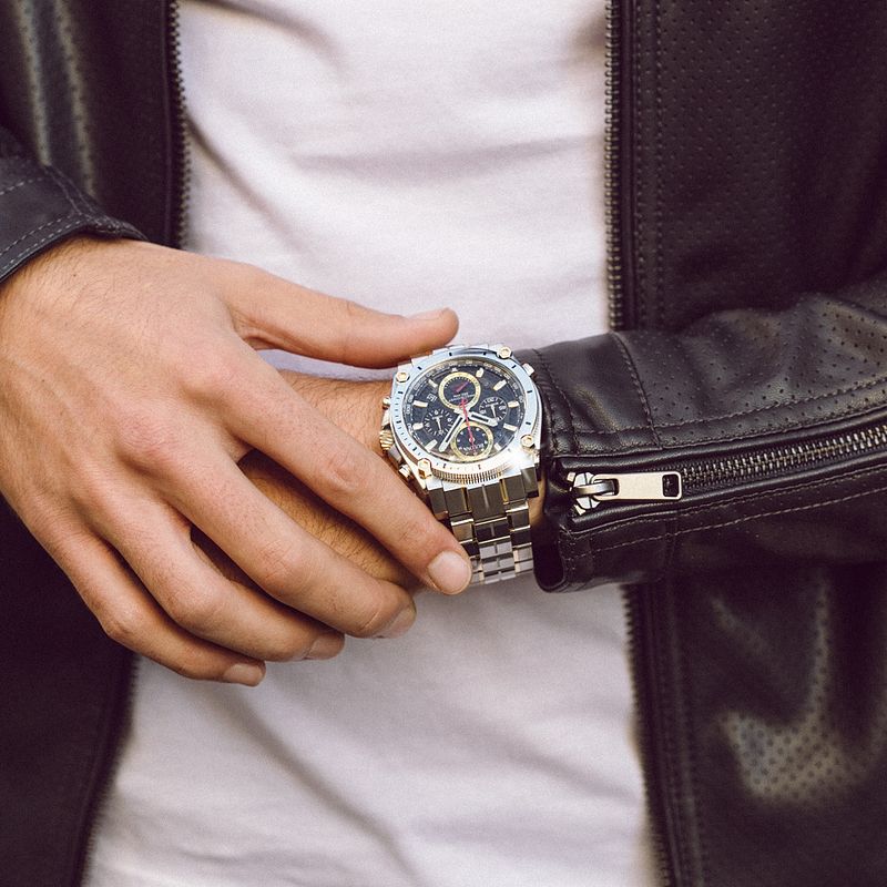 Bulova Icon Precisionist Men s Gold Tone Black Dial Precisionist Watch Bulova