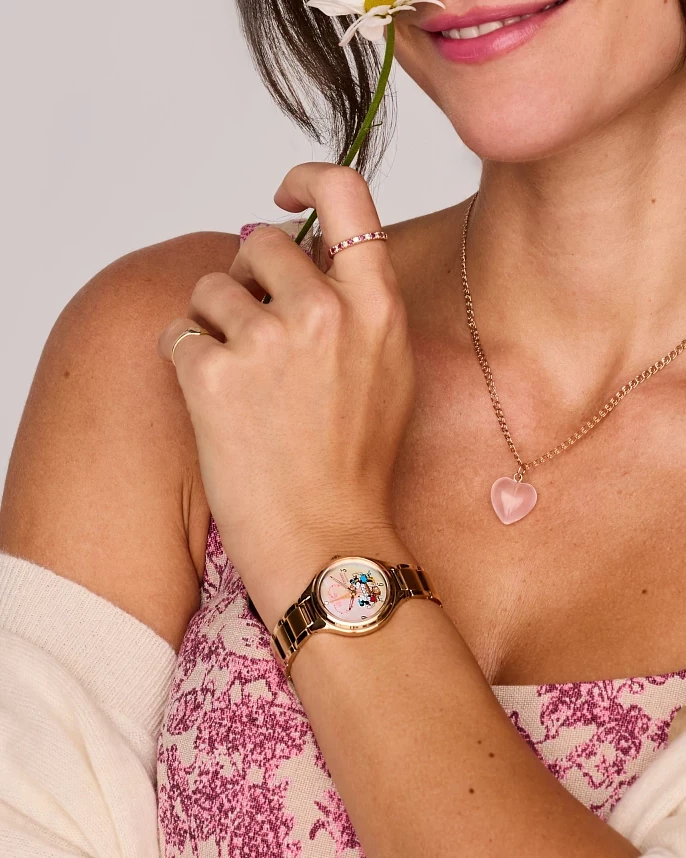 Mickey Mouse & Minnie Mouse Take Paris