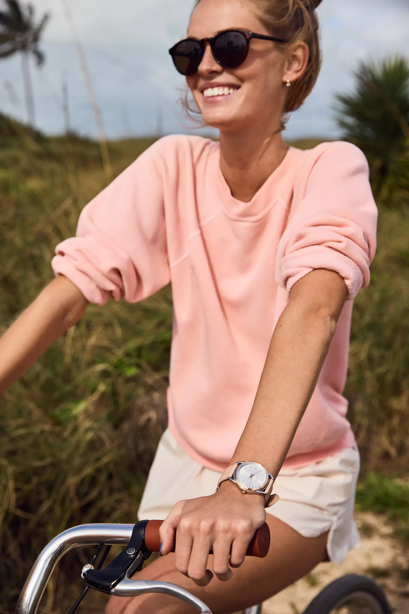 Dress Classic image number 4