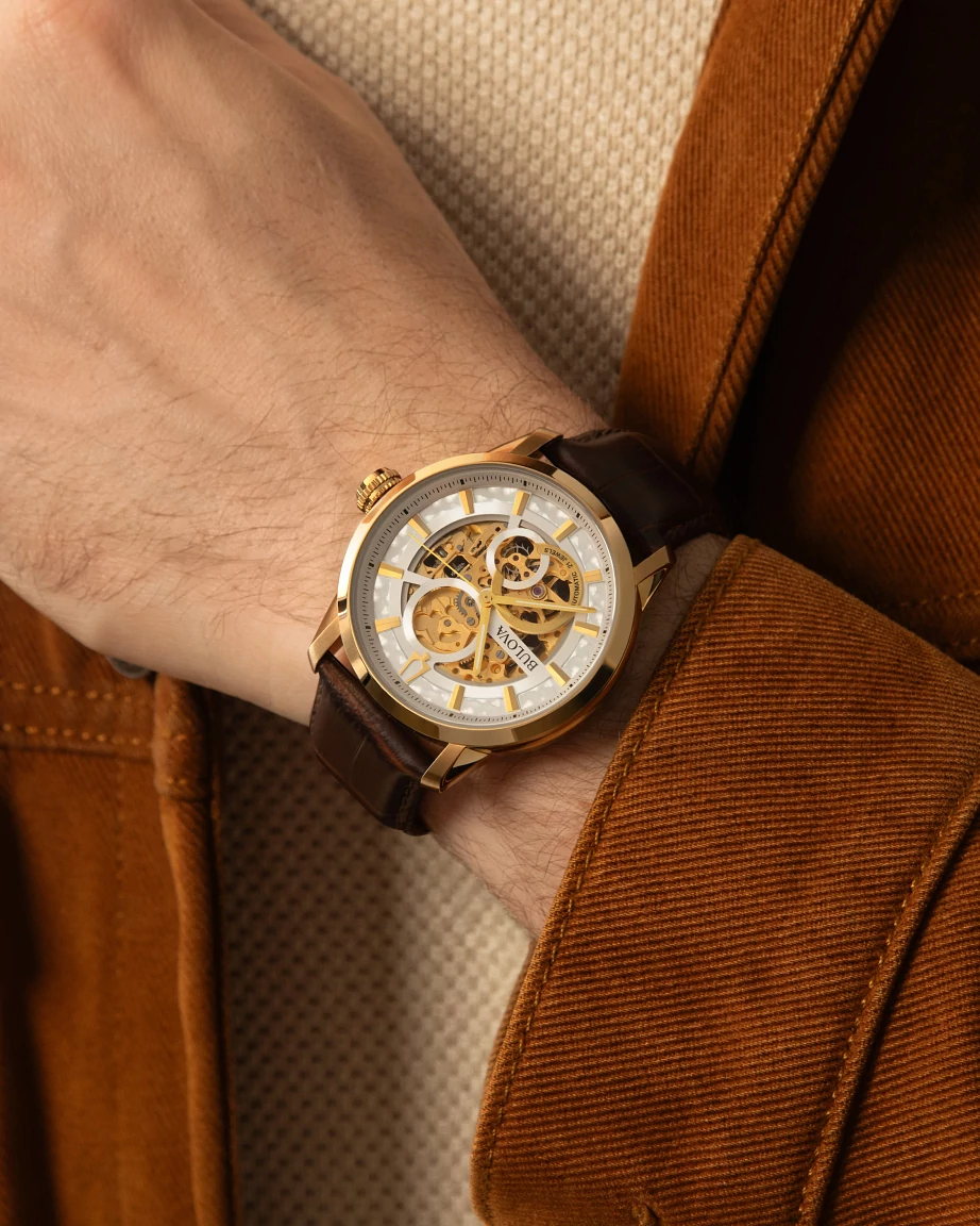 Bulova ブローバ/ 97A138 スケルトン 革ベルト Bulova Sutton Men's Gold Case White Dial Leather Classic Watch