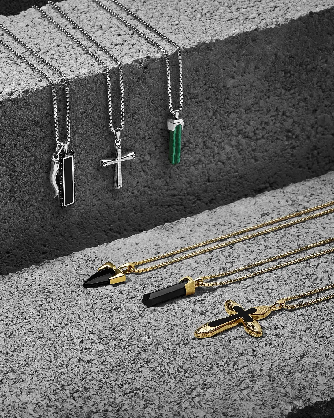 Icon Pendant image number 2