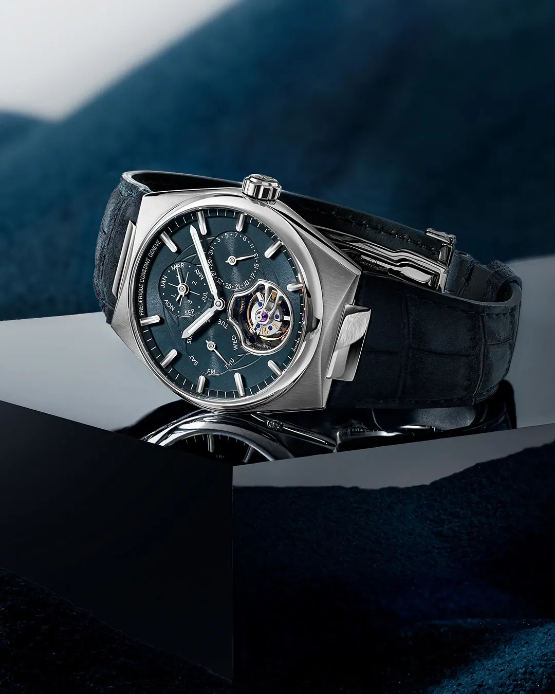 Highlife Tourbillon Perpetual Calendar Manufacture