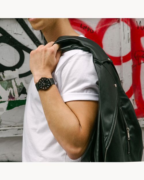 Bulova Futuro Men s Diamond Black Dial Modern Watch Bulova