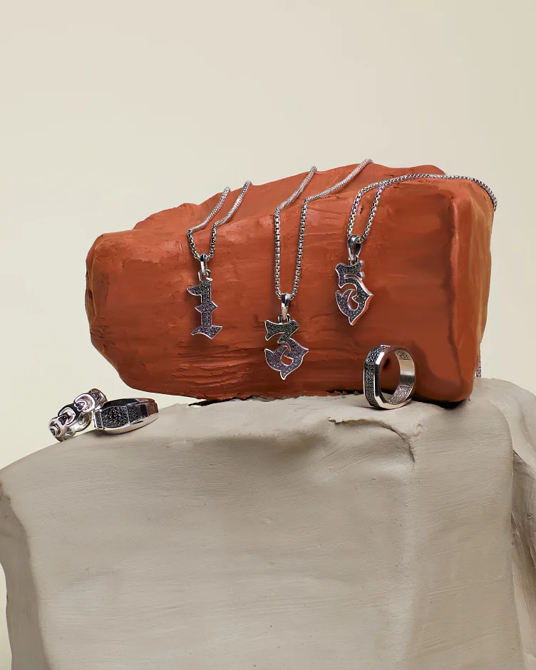 Marc Anthony Pendant image number 3