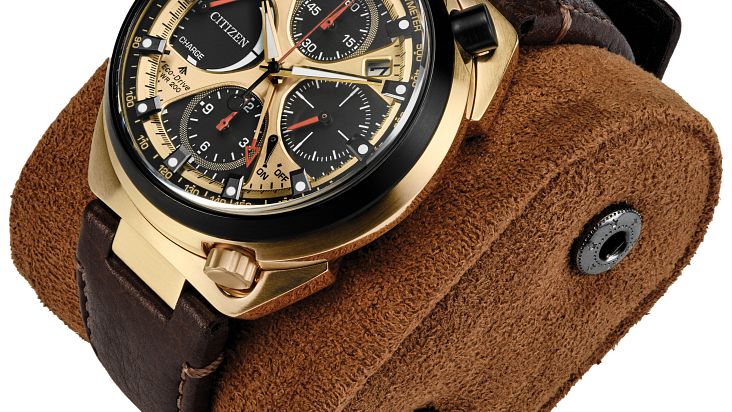 CITIZEN INDEPENDENT One Piece FILM GOLD Special Collaboration Chronograph Watch 5000pcs Limited Leather Band JAPAN Pre Order