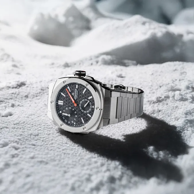 Alpina x Fratello Alpiner Extreme Regulator Alpina x Fratello Alpiner Extreme Regulator