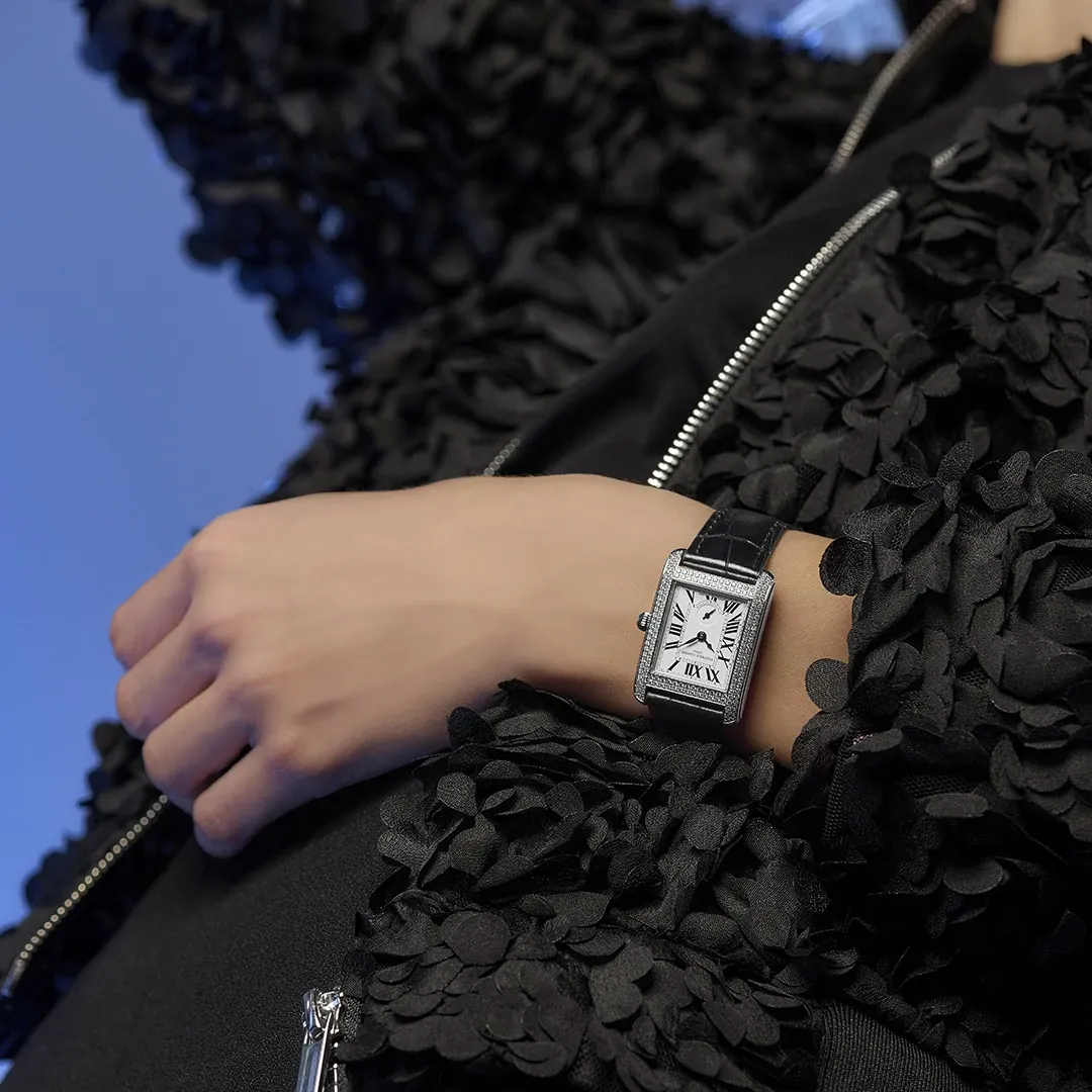 Carr&eacute;e Small Seconds