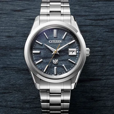 The CITIZEN The CITIZEN