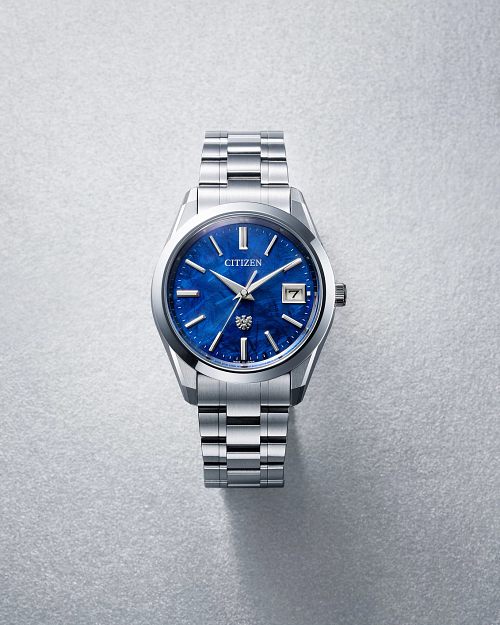 The CITIZEN Blue Dial Super Titanium Bracelet AQ4100-57M | CITIZEN