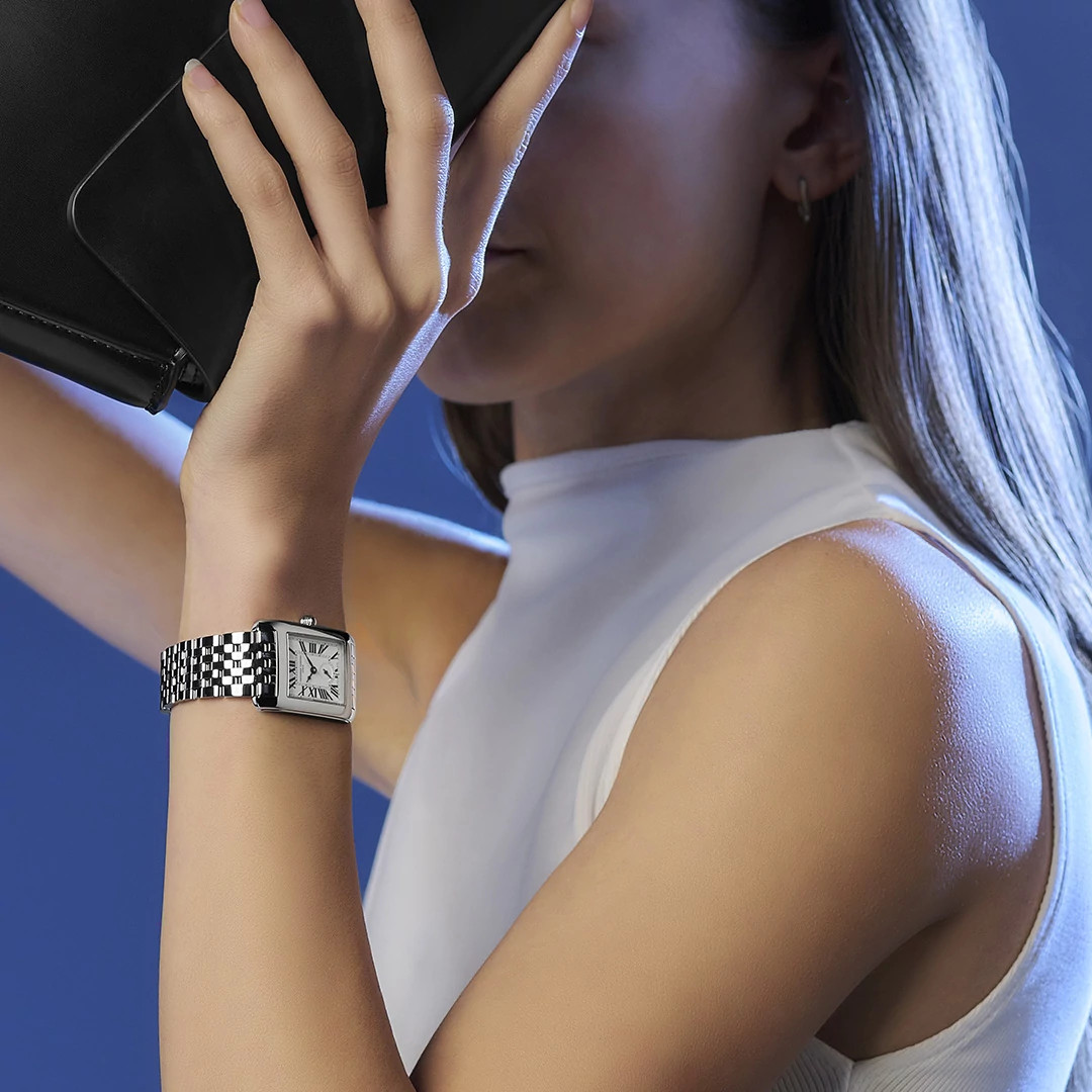 Carr&eacute;e Small Seconds