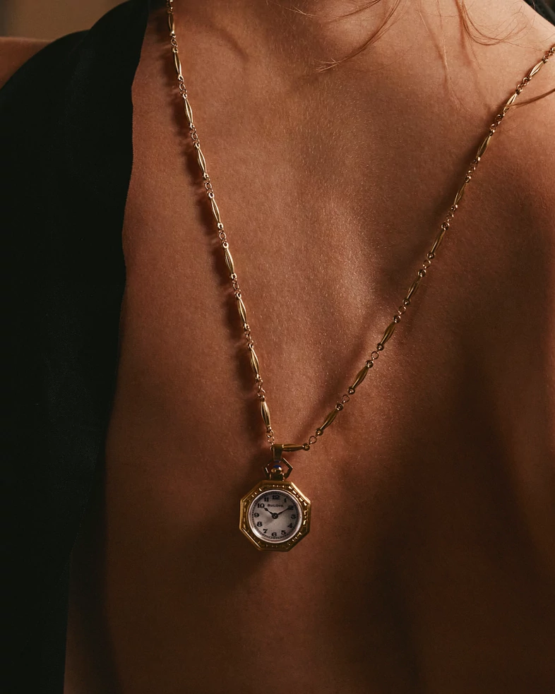 Rubaiyat Pendant Necklace image number 5