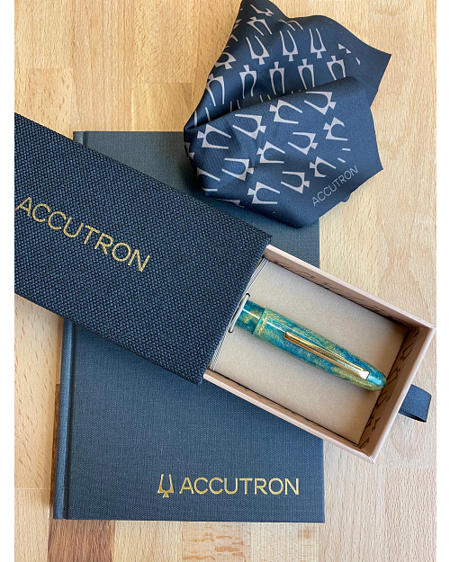 Accutron Oversize Estie Pen with an 18kt Gold Nib image number 3