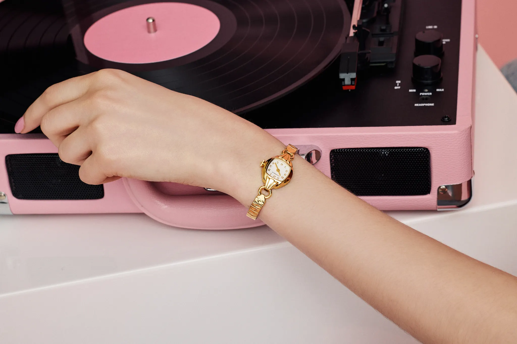 Caravelle Vintage Classic