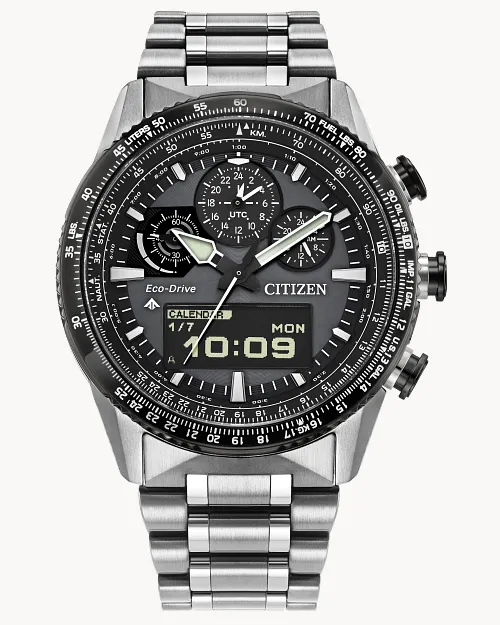 Promaster Skyhawk U830 image number 0